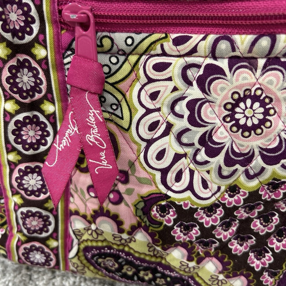 Vera‎ Bradley Very Berry Paisley Retired Hipster Crossbody Handbag Purse - Picture 2 of 6